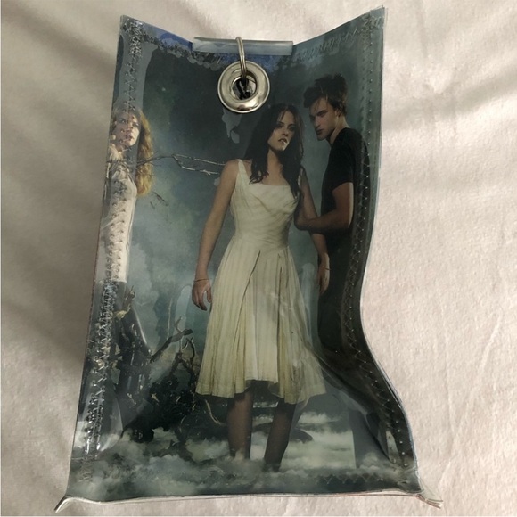 Twilight - Magazine Purse - Picture 2 of 9